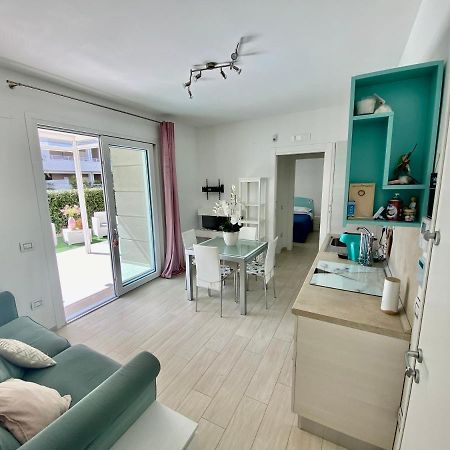 Appartamento Al Mare Con Giardino, Spiaggia E Piscina Alba Adriatica Zewnętrze zdjęcie