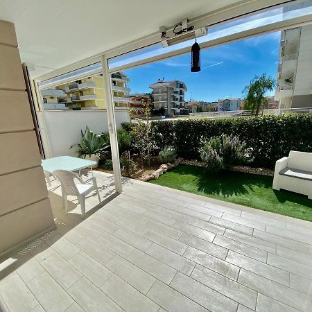Appartamento Al Mare Con Giardino, Spiaggia E Piscina Alba Adriatica Zewnętrze zdjęcie